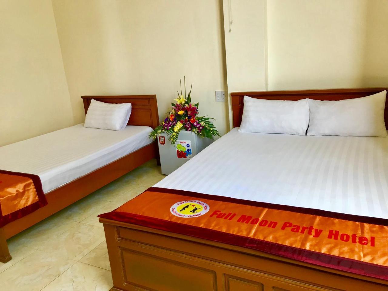 Full Moon Party Hotel Hai Phong Eksteriør bilde